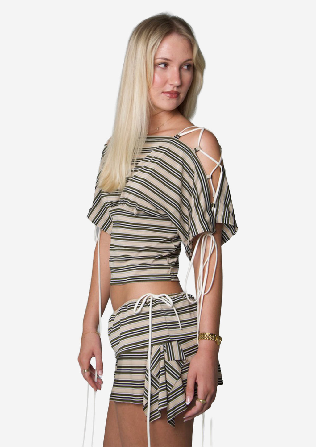 HAND MADE CRÈME CROSS SKIRT