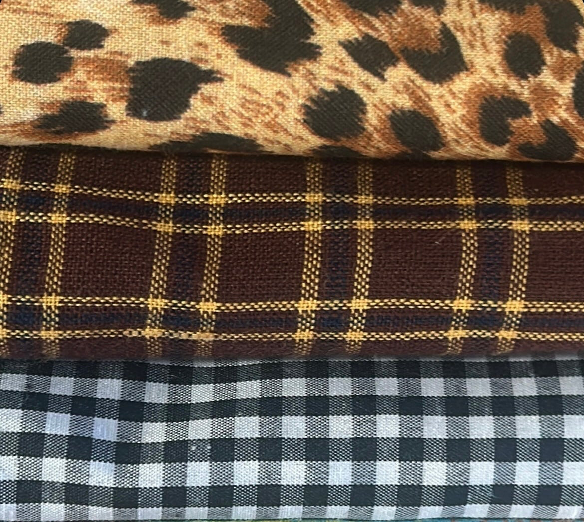 8-BALL MICRO SHORTS - White