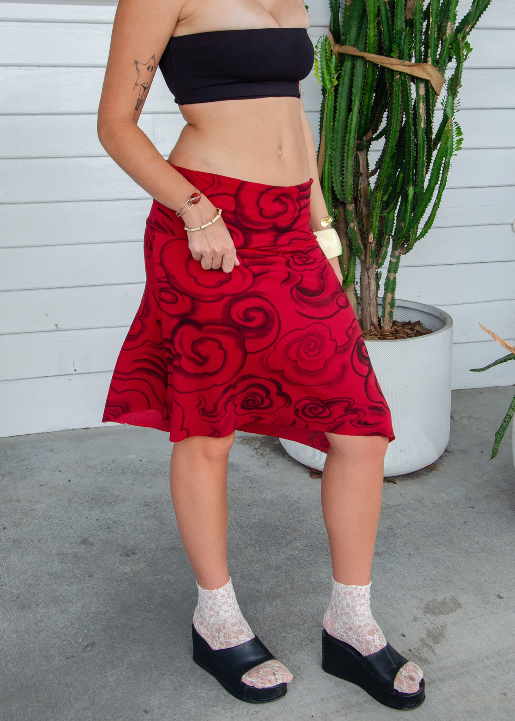 MARLBOROSE TILT SKIRT