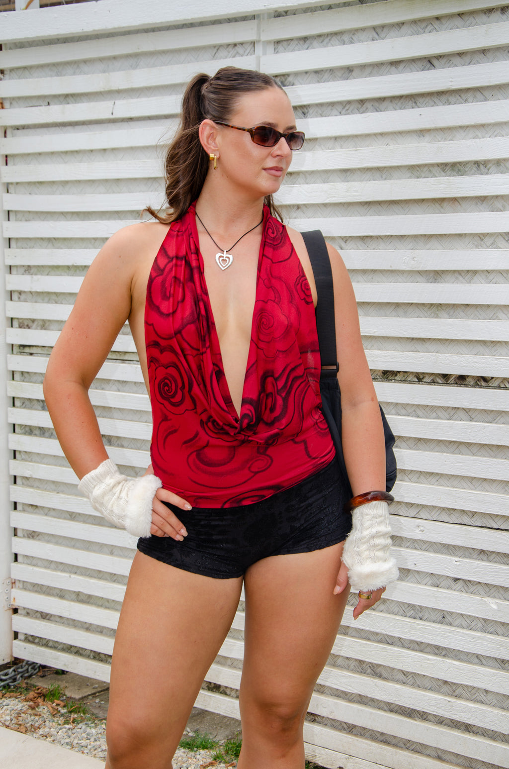 MARLBOROSE DEVILLE HALTER